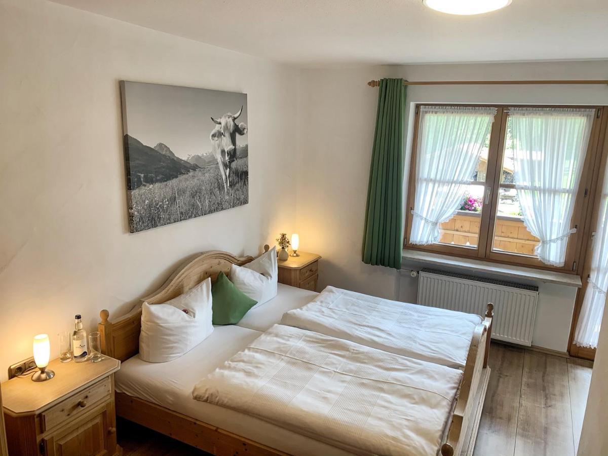 Gaestehaus "Zur Schmiede" Wertach Exteriér fotografie